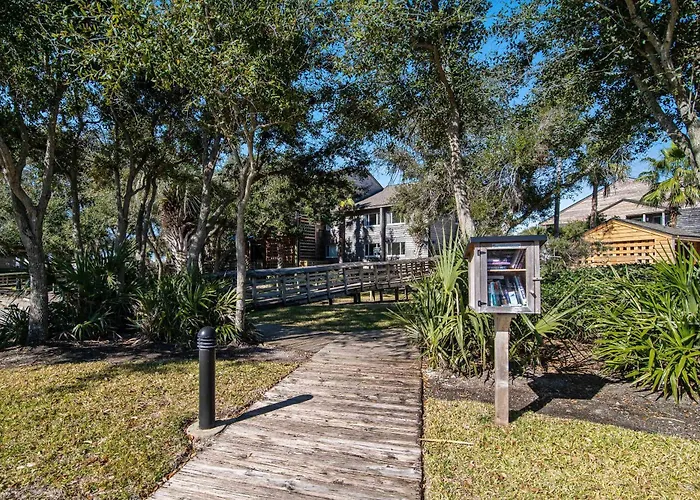 Needle Rush Point Unit F23 Holiday home Pensacola